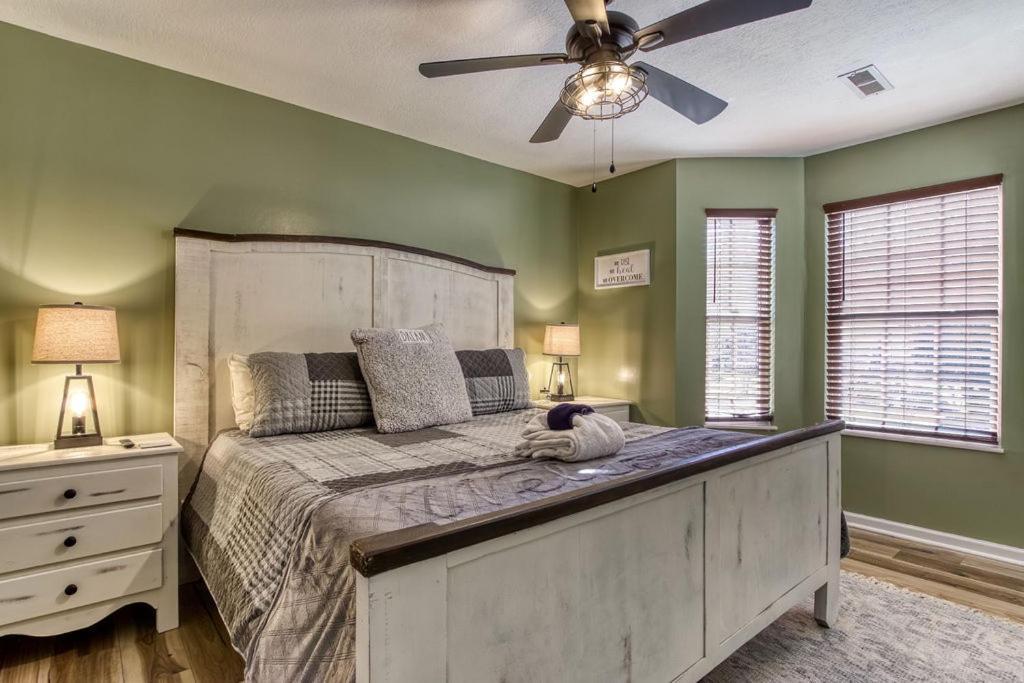 The Mason Jar, Hot Tub, Wifi, 1089 Free Tickets Each Paid Day, Dollywood And More! بيدجن فورج المظهر الخارجي الصورة