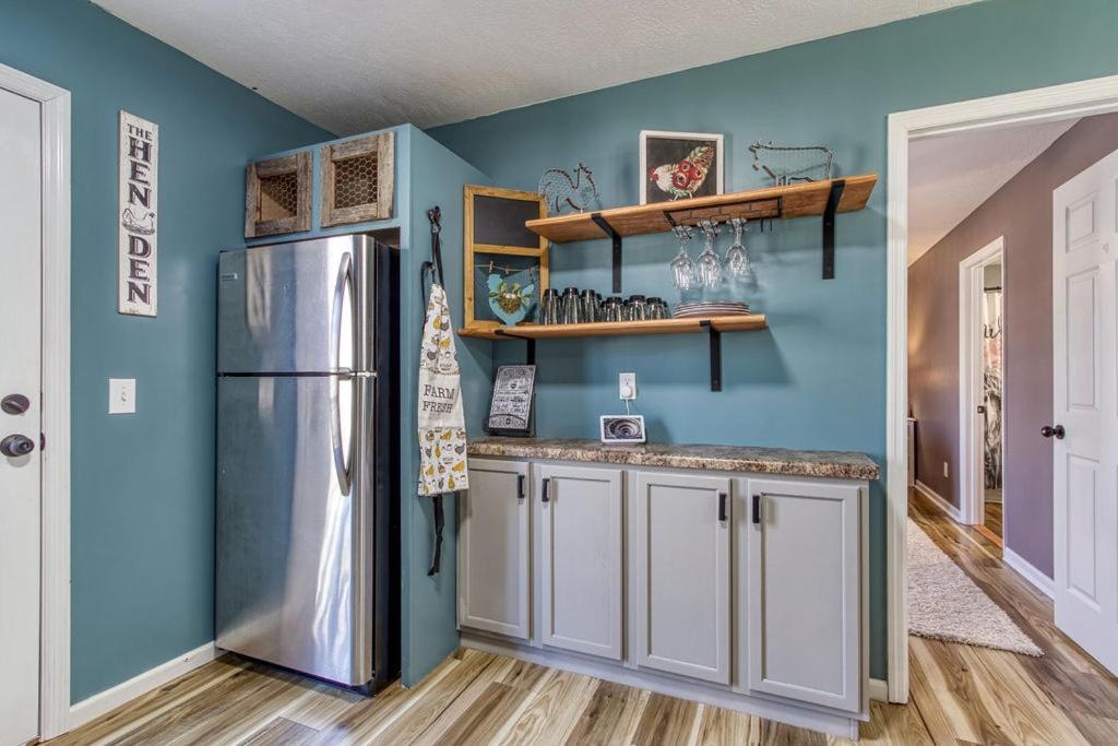 The Mason Jar, Hot Tub, Wifi, 1089 Free Tickets Each Paid Day, Dollywood And More! بيدجن فورج المظهر الخارجي الصورة